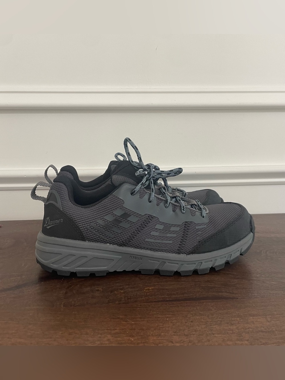 Danner Women’s Run Time 3” Dark Shadow Work Shoe